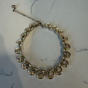 Vintage Gold-Tone Leaf Link Necklace - Women Jewelry
